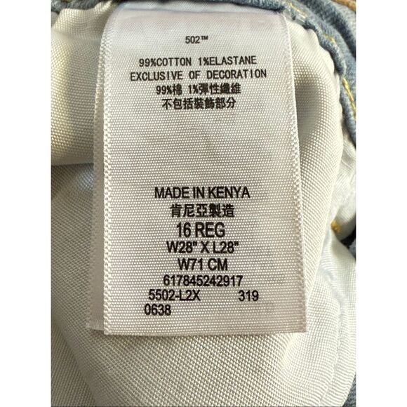 Levi’s 502™ Regular Taper Jeans in light wash denim – Size W28 L28. 16Reg - Picture 11 of 12